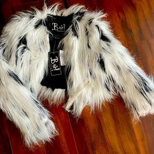 B Hip! me jane faux fur crop jacket in black/white